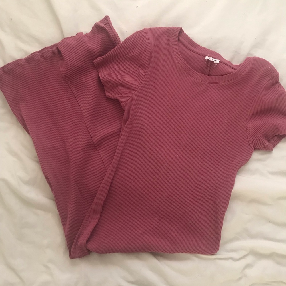 Ribbed Mauve Midi Dress